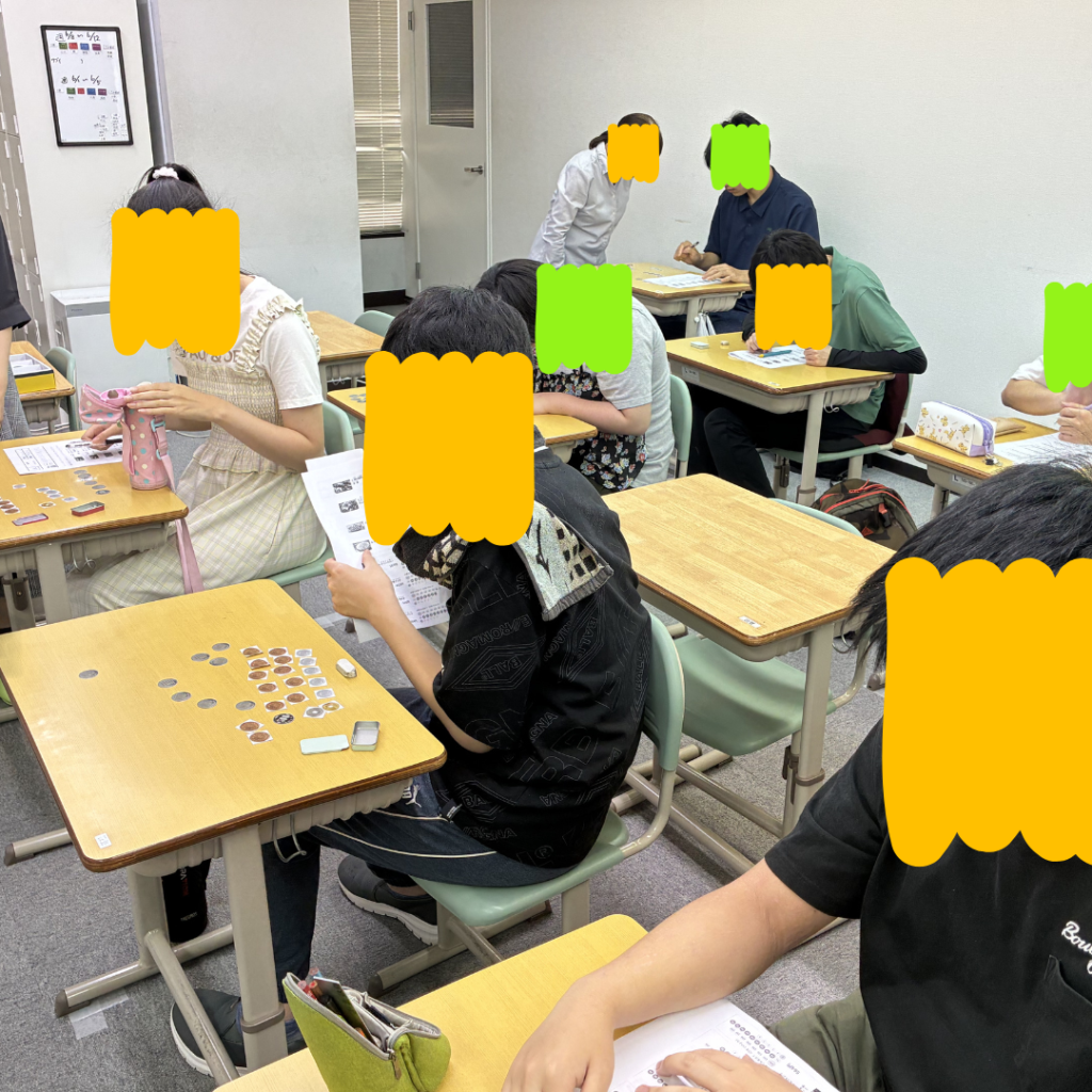 自立訓練・就労移行の福祉型カレッジ。経済のプログラムで知的・精神の方でもわかりやすく金銭管理の支援。金銭感覚が身に付く